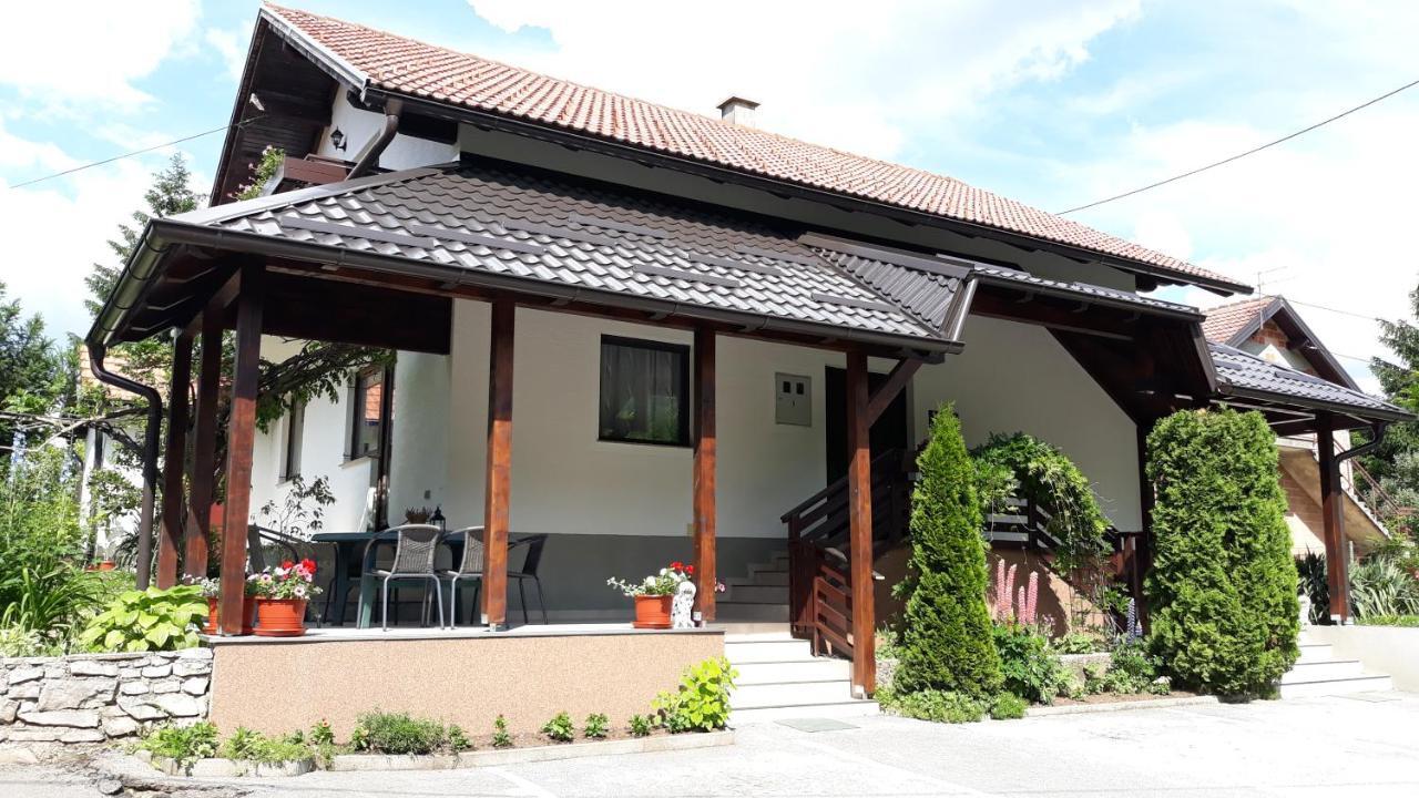 Gasthaus House Zlatko Selište Drežničko Exterior foto